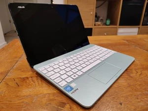 ASUS Transformer tablet/laptop T101H - Picture 1 of 17