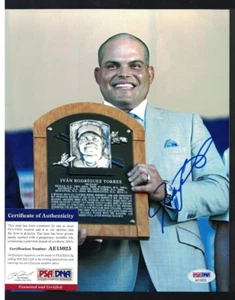 Ivan Rodriguez Texas Rangers Signed Hall of Fame Induction Photo PSA/DNA - Picture 1 of 1