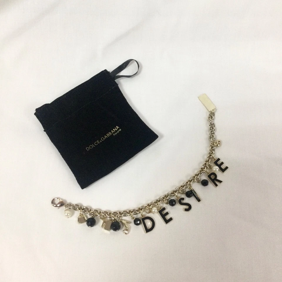 Pulseira Berloque Dolce & Gabbana The One Desire, Tom Dourado, Nova Aberta - Imagem 1 de 1