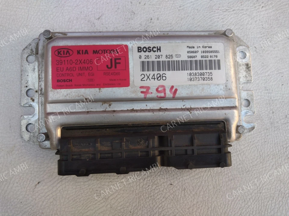 39110-2X406 0261207825 BOSCH M7.9.1 CENTRALINA MOTORE ECU KIA CARENS II 1.6 16V - Immagine 1 di 4