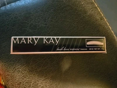 New In Box Mary Kay Lash Love Lengthening Mascara Black #054563 ~ Full Size - Image 1 of 3
