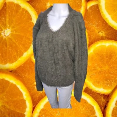 Suéter de pestañas Banana Republic para mujer verde oliva con lazo trasero de piel sintética talla M Foto 1 de 4