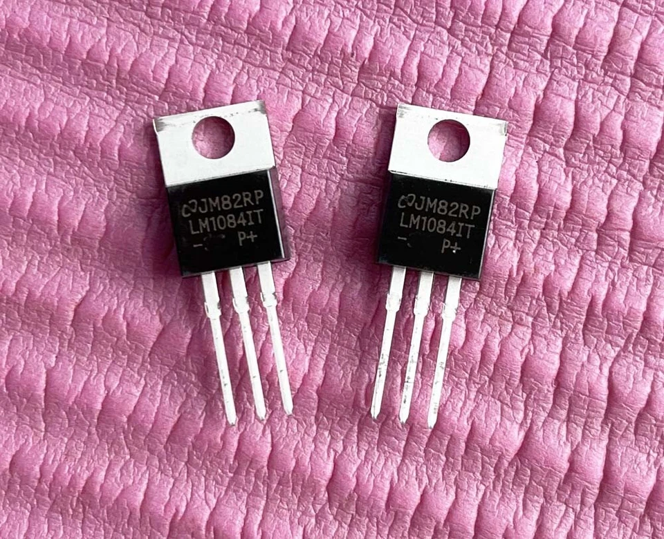 10pcs New LM1084IT-ADJ LM1084IT LM1084 TO-220 Adjustable Voltage Regulator IC - Image 1 of 1