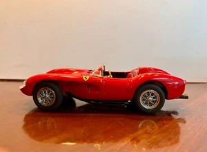 Danbury Mint 1958 Ferrari 250 Testa Rossa Diecast Model Car 1:24 *Original Box* - Picture 1 of 11