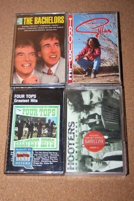 4 Old Cassette Tapes - Albums - Bachelors, Best of Gillan, Four Tops, Hooters - Image 1 of 4