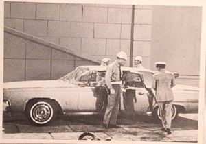 VOYAGE TO THE BOTTOM OF THE SEA 1964 TRADING CARD #-65. SERIES NO. 1