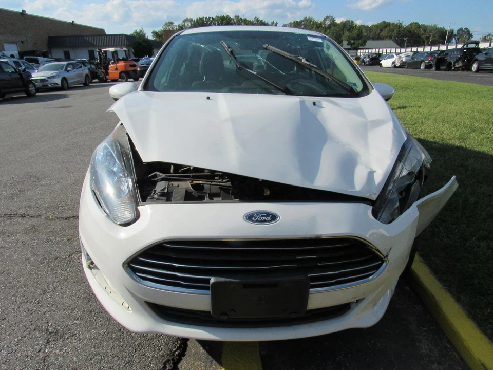 CORTE DE TECHO PARA CAMIONETA FORD FIESTA 11 12 13 14 15 16 17 18 19 SOLAMENTE Foto 1 de 4