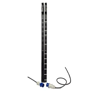 Lot De 2x GEIST Unité De Distribution D'Énergie PDU 16A 24 Voies 24x C13 - Afbeelding 1 van 3