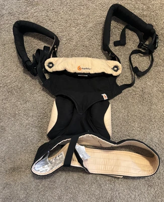 Детская переноска ERGObaby четырехпозиционная 360 Ergo черная/верблюд - Изображение 1 из 4