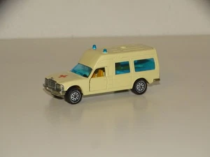 Ambulancia Siku Super Serie Mercedes Binz W123 estado sin usar - Imagen 1 de 5