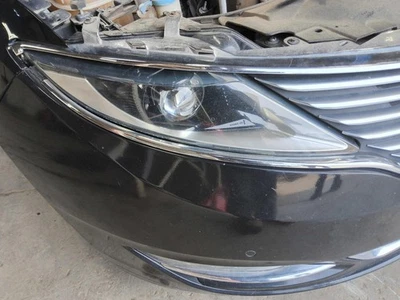 Conjunto de faros derechos usados se adapta a: faros adaptables LED Lincoln Mkz 2015 sin Foto 1 de 4