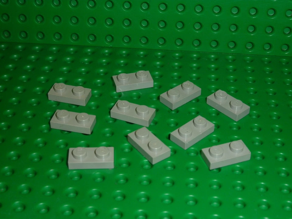 10 x plaques plates LEGO Oldgray 1x2 ref 3023 / Set 750/6952/10019/7171/329/4730 - Photo 1/1