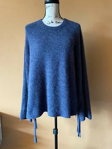 NWOT Aritzia The Group by Babaton Blue Malcorra Tie Sleeve Sweater Size Small - Picture 1 of 6