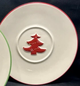 Plato de platillo de vacaciones Starbucks 2006 árbol de Navidad solo adornos rojos - Imagen 1 de 4