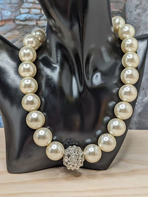 ERICA LYONS 16" Collar PEA Imitación Perla Estrás Plata Cadena Ajustable Glamour Foto 1 de 4