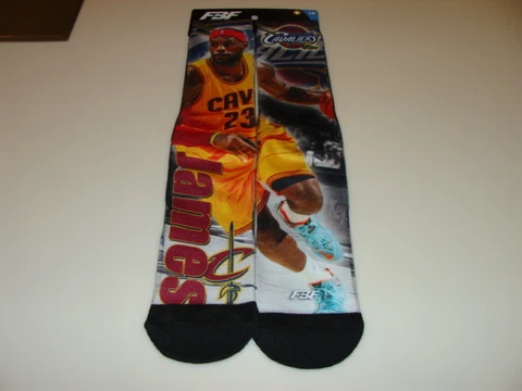 Cleveland Cavaliers LeBron James Basketball Pair Socks Sublimated Large (10-13) Cover