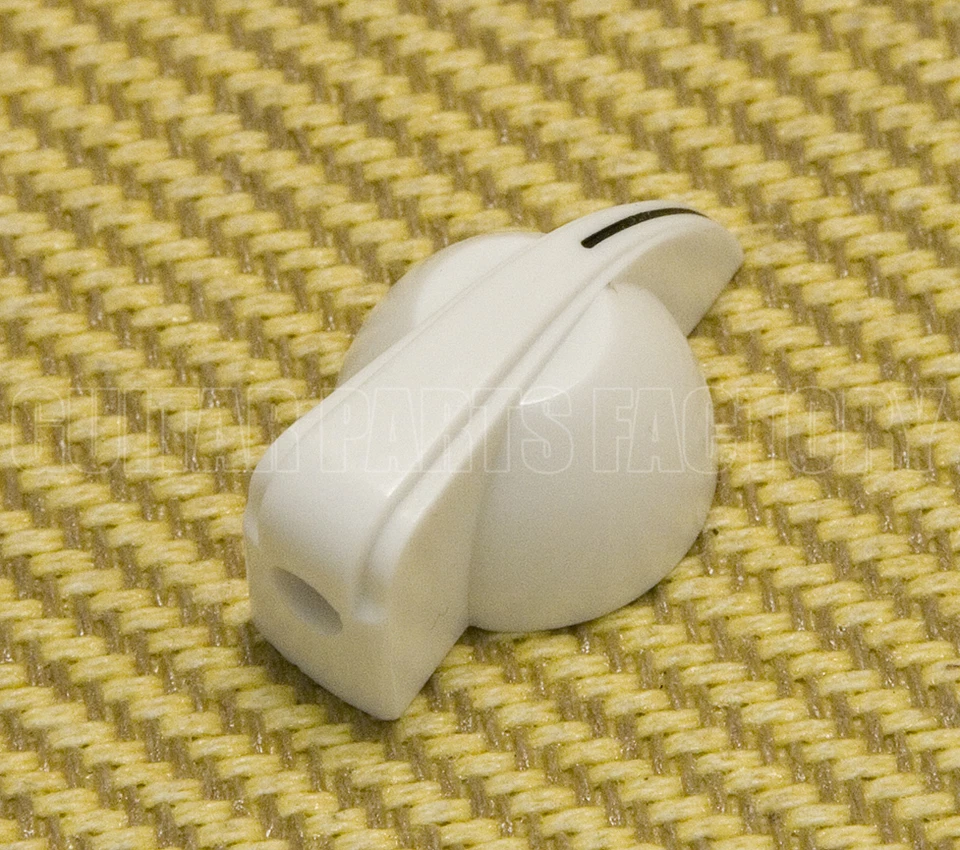 007-1230-000 (1) Perilla Cabeza de Pollo Fender Blanco 1/4" Eje Sólido Guitarra/Bajo/Amplificador Foto 1 de 1