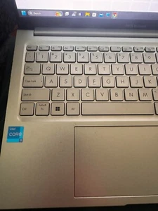 Asus VivoBook 15 X1503Z 15.6'(512GB SSD, Intel Core i5-1135G7, 2.40GHz,16GB RAM) - Picture 1 of 4