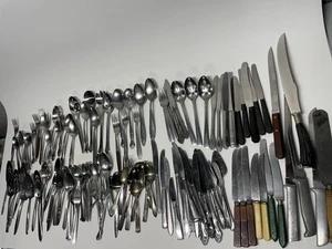 11.5 Pounds of Silverware Flatware Lot Misc Patterns Pie Serving Spoons Fork Lbs - Picture 1 of 24