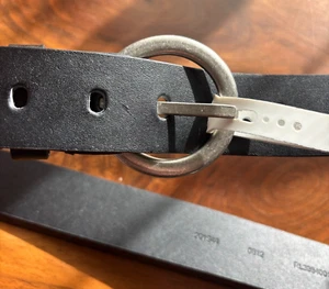 Relic Brand Gürtel Größe Large LTR runde Schnalle schwarz Metallschnalle RL3954001L - Bild 1 von 8