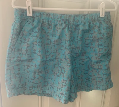 Pantalones cortos de playa Columbia para mujer talla mediana 5” entrepierna azul claro/gris patrón Foto 1 de 4