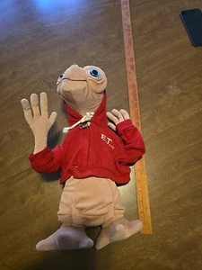 RAR! Vintage 80er Universal Extra Terrestrial E.T. Mit rotem Hoodie - 15 Zoll Plüsch - Bild 1 von 8