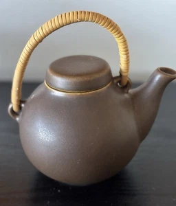 TETERA DE CERÁMICA ARABIA DE COLECCIÓN DISEÑADA POR ULLA PROCOPE ARABIA FINLANDIA 04-70 - Imagen 1 de 3