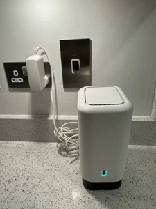 EE  Smart 5G Hub Tri-Band Hub 3 Wi-Fi 7 HH20C UNLOCKED - Picture 1 of 8