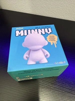Kidrobot Munny World 4 дюйма белый мини Munny сделай сам виниловая фигурка художественная игрушка НОВАЯ - Изображение 1 из 4