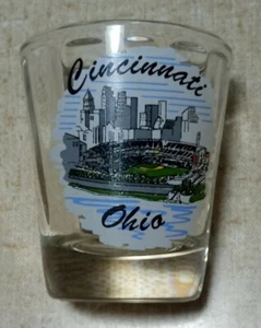 Vintage Ohio Cincinnati Reds MLB Baseball Stadium Shot Glass - Picture 1 of 5