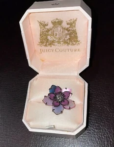 Juicy Couture Mother of Pearl Flower Womens Ring Size 8 Pink, Blue, Purple - Picture 1 of 7
