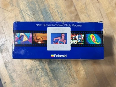 Polaroid 35mm Illuminated Slide Mounter - Image 1 of 4