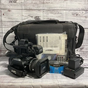 VTG. JVC JY-HD10E Professional Mini DV Camcorder w/ Accessories + Pelican Bag - Picture 1 of 12