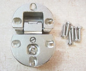 NEW Mepla 90° Flap Hinge w/ Screws, 696.235.05.00, 509.235.05.00, 301.235.51.00 - Picture 1 of 4