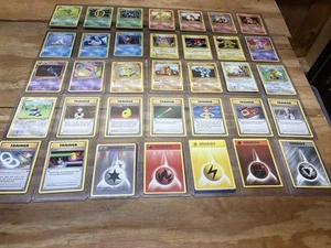 70 cartas XY Evoluciones Pokémon comunes poco comunes y raras no holográficas SIN DOBLES - Imagen 1 de 2