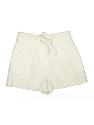 Pantalones cortos Club Monaco marfil para mujer 10 Foto 1 de 2