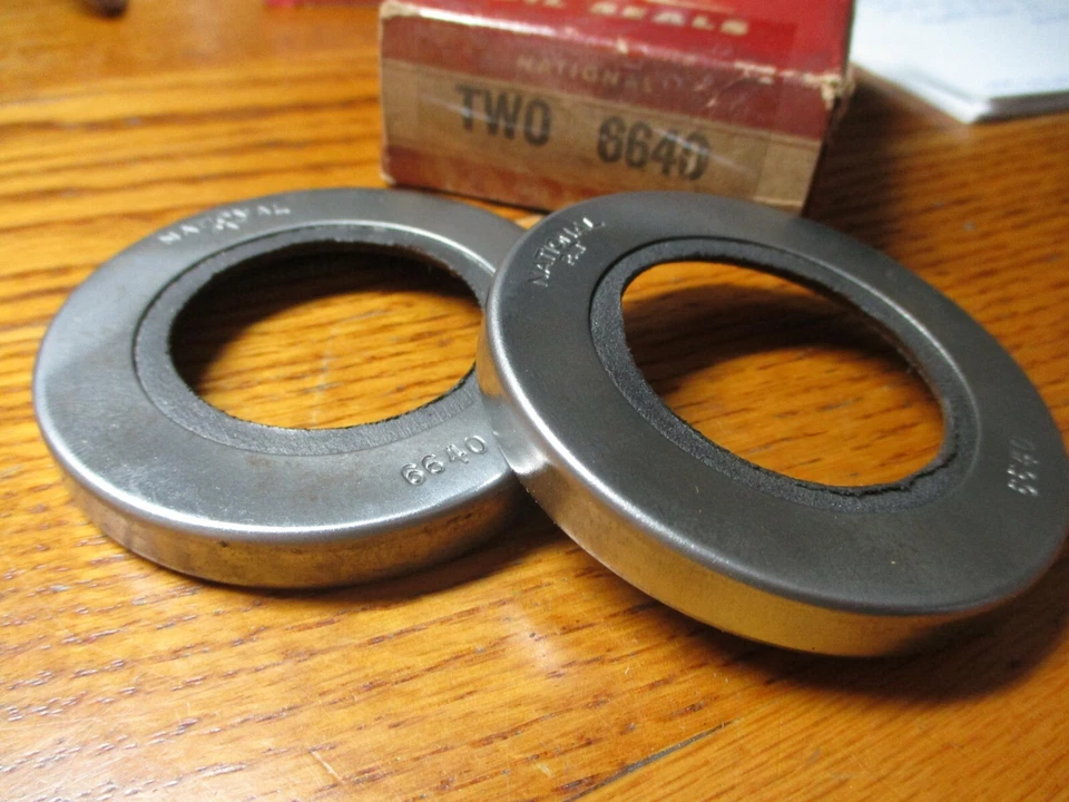 1936 37 38 39 40 41 42 46 47-54 + NASH & LAFAYETTE + Rear Wheel Inner Seals  NOS Foto 1 de 1