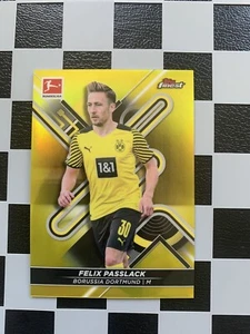 2021-22 Topps Finest Bundesliga Felix Passlack Yellow /350 Borussia Dortmund - Bild 1 von 2