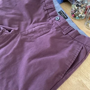 Banana Republic Aiden Chino Pants 31x30 Mens Eggplant/Purple Trousers - Picture 1 of 8