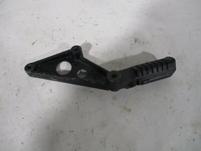 Clavija de pie de pasajero trasera derecha Honda MJ1 CB700SC Nighthawk 700S 1984-1986 OEM Foto 1 de 4