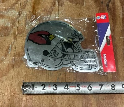 Nuevo en Paquete Nuevo Arizona Cardinals Tamaño Grande Logo Imán Deportivo Foto 1 de 2