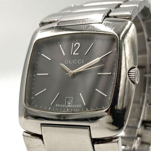 Orologio Gucci 8500M Quadrato Argento Quadrante Nero Quarzo Usatoe Ottimeioni Co