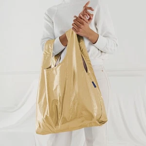 BAGGU STANDARD GOLD Metallic Reusable Tote Shopping Bag Limited Exclusive - Bild 1 von 3