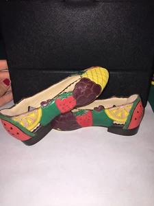 NEW CHARLOTTE OLYMPIA FRUIT FLATS, BANANA, LEMON, STRAWBERRY, GRAPES, SIZE 24 - Picture 1 of 10