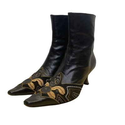 Botines Tous Les Jours para mujer de cuero negro bordado punta talla 8 Foto 1 de 4