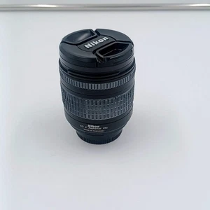 Nikon AF NIKKOR 28-200mm f/3.5-5.6 - Picture 1 of 7