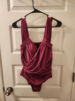 Traje de baño Calzedonia Coset rosa oscuro de una pieza talla L #Q340 Foto 1 de 4