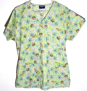 Women's Cotton/Poly Scrub Top With Butterflies & Flowers in Size Medium - Picture 1 of 6