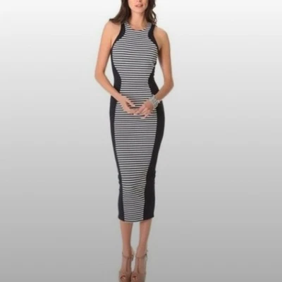 Vestido listrado rasgado por Ronny Kobo bainha qualidade profissional moderno P - Imagem 1 de 4