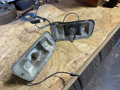 1967 FORD F100 F250 F350 Turn Signal Housing Set Left & Right OEM 1968 1969 - Image 1 of 4